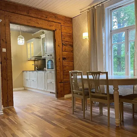 Rueuetli 1 - Sea View Apartment In Haapsalu Old Town Exterior photo